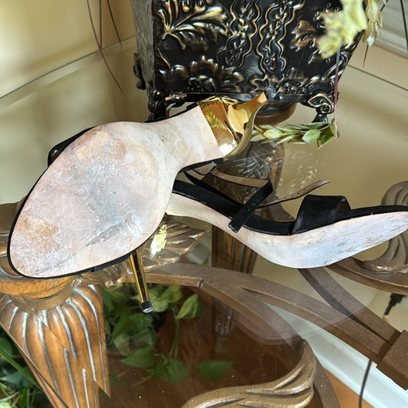 Zara Black Ankle Strap w/Gold Heel Sandals 38 - Picture 3 of 5